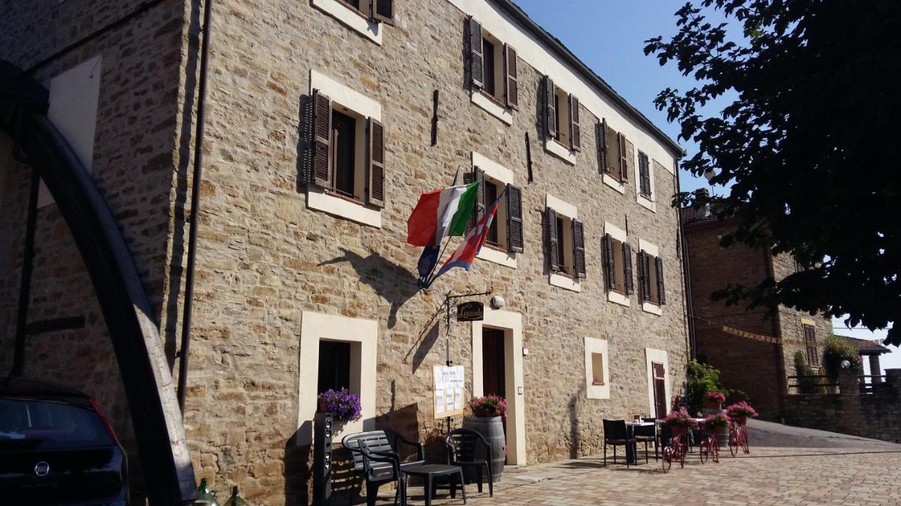 Locanda Del Borgo Prunetto Bagian luar foto